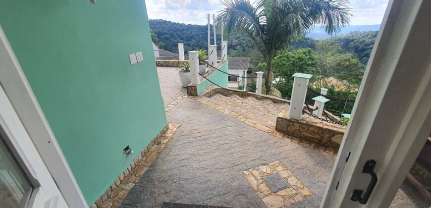 Casa em condomínio na Serra da Cantareira